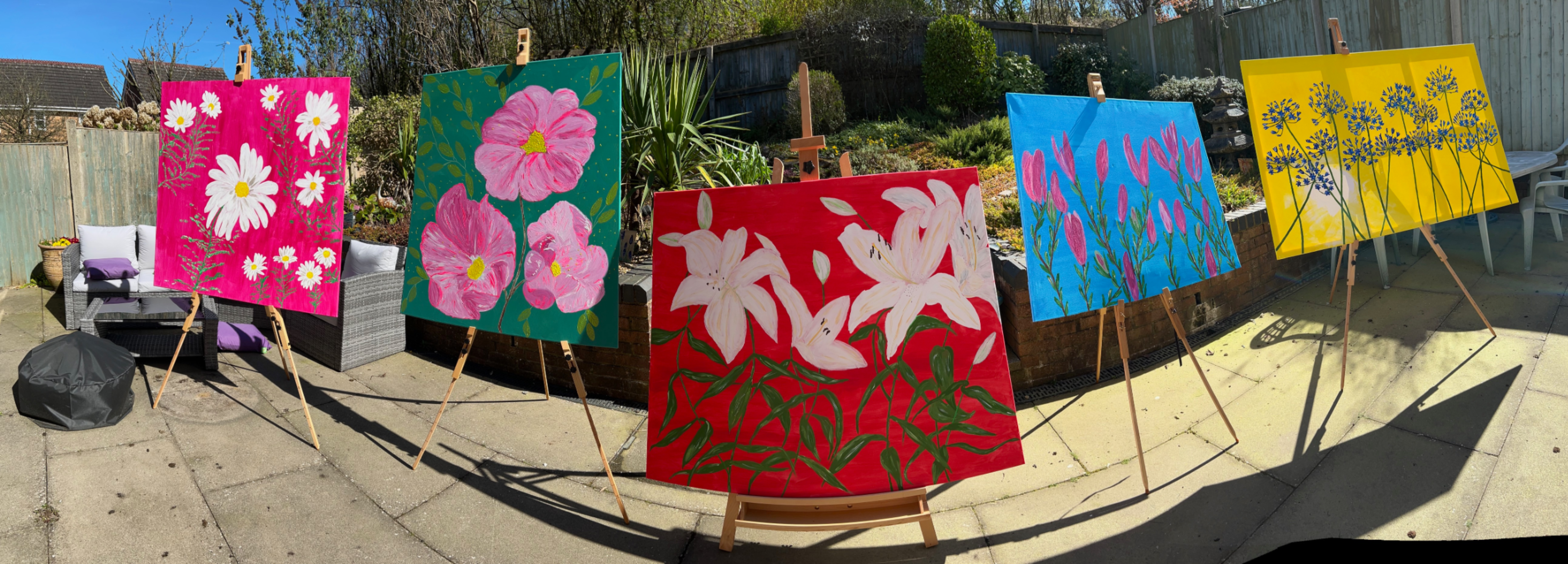 Here are some of my latest paintings which I have been created to be displayed as a pop-up art exhibition